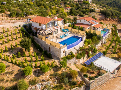  gece  -  Kasım
  | Kalkan Sarıbelen Villa Kiralama: Isıtmalı, Korunaklı Havuzlu, Doğa İçinde, 6 Kişilik